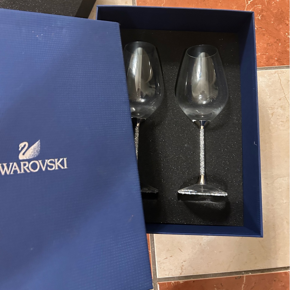 Swarovski Crystalline White Wine Glasses - Picture 3 of 5